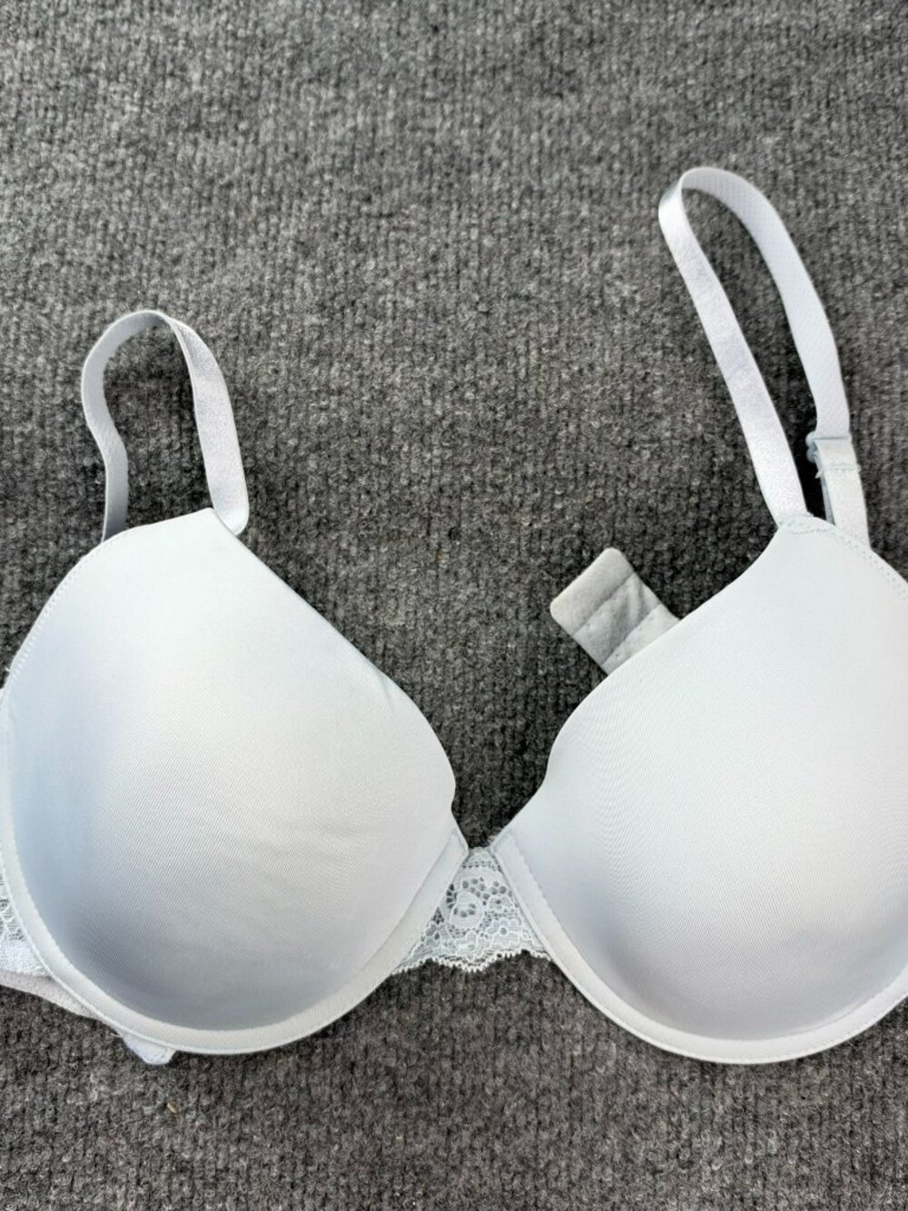 Maidenform Push Up Underwire Bra 34D Pale Blue Gray Lace Wings Padded MBT843